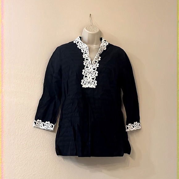 Talbots Tops - ⭐️ Bogo ⭐️🎈Talbots S long sleeves white lace trim black top blouse